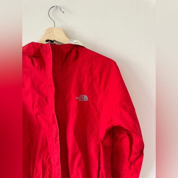 ⛺️ SOLD ⛺️ The North Face Women’s Hyvent Venture Rain Coat Jacket - Picture 4 of 10